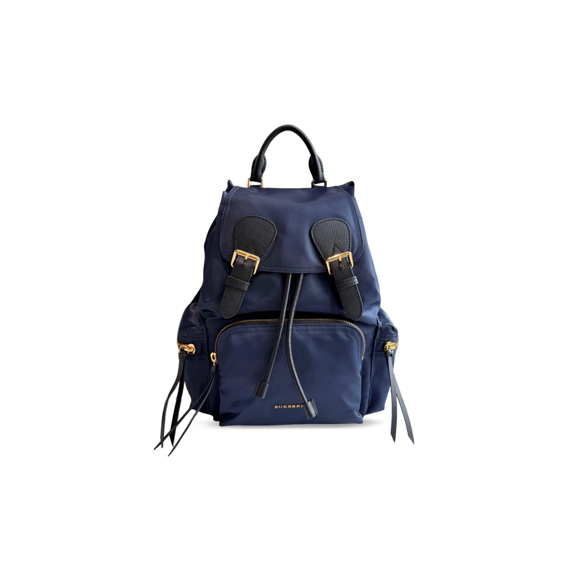 Bv*b*rry backpack (33*22*14 cm)
